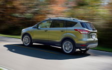   Ford Escape Titanium - 2013