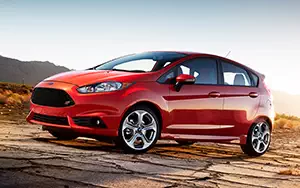   Ford Fiesta ST US-spec - 2013