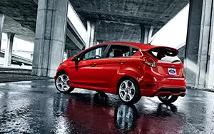   Ford Fiesta ST US-spec - 2013