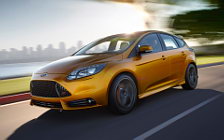   Ford Focus ST US-spec - 2011