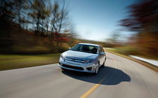   Ford Fusion Hybrid - 2010