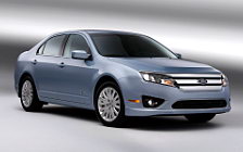   Ford Fusion Hybrid - 2010