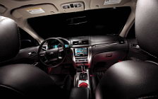   Ford Fusion Hybrid - 2010