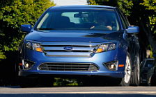  Ford Fusion - 2010