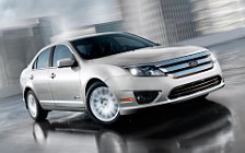   Ford Fusion Hybrid - 2012