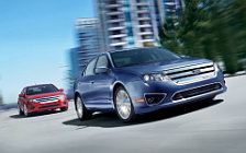  Ford Fusion Hybrid - 2012