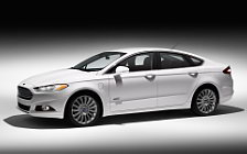   Ford Fusion Energi - 2013