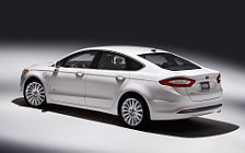   Ford Fusion Energi - 2013