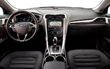   Ford Fusion Hybrid - 2013