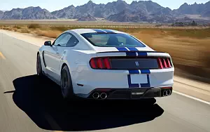   Shelby GT350 Mustang - 2015