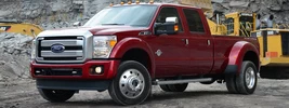 Ford F-450 Super Duty Platinum Crew Cab - 2015