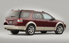   Ford Taurus X - 2008
