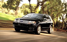   Ford Taurus X - 2009