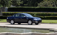   Ford Taurus - 2008