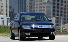   Ford Taurus - 2008