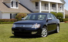   Ford Taurus - 2008