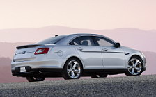   Ford Taurus SHO - 2010