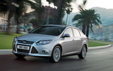   Ford Focus Sedan - 2011