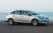   Ford Focus Sedan - 2011