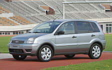   Ford Fusion - 2005