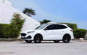   Ford Kuga ST-Line Black Package EU-spec - 2022