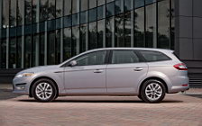   Ford Mondeo Estate UK-spec - 2010