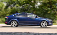   Ford Mondeo Hatchback Titanium X UK-spec - 2011