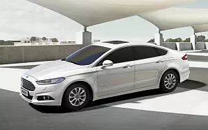   Ford Mondeo Hybrid Sedan - 2014