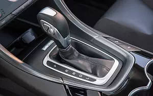   Ford Mondeo Hybrid Sedan - 2014