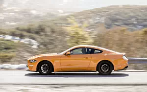   Ford Mustang GT Fastback (Orange Fury) EU-spec - 2017