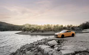   Ford Mustang GT Fastback (Orange Fury) EU-spec - 2017