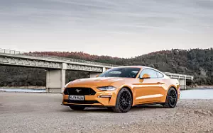   Ford Mustang GT Fastback (Orange Fury) EU-spec - 2017