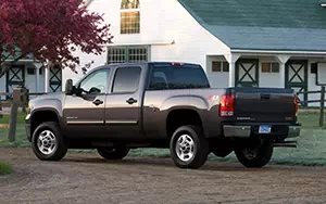   GMC Sierra 2500 HD SLE Z71 Crew Cab - 2011