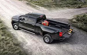   GMC Sierra 3500 HD Denali Crew Cab - 2014