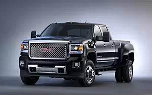   GMC Sierra 3500 HD Denali Crew Cab - 2014