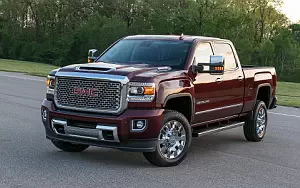   GMC Sierra 2500 HD Denali Crew Cab - 2016