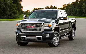   GMC Sierra 2500 HD Denali Crew Cab - 2016