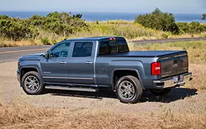   GMC Sierra SLT Crew Cab - 2013