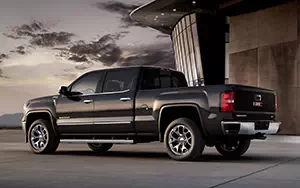   GMC Sierra SLT Z71 Crew Cab - 2013