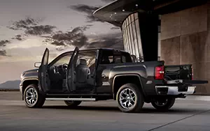   GMC Sierra SLT Z71 Crew Cab - 2013