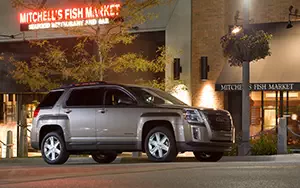   GMC Terrain SLE - 2012