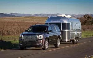   GMC Yukon Denali - 2014