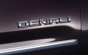   GMC Yukon Denali - 2014