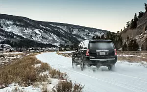   GMC Yukon Denali - 2018