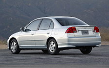   Honda Civic Hybrid - 2004
