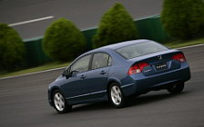   Honda Civic Sedan - 2006