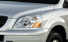   Honda Pilot - 2003