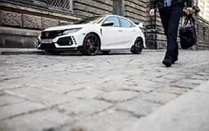   Honda Civic Type R - 2017