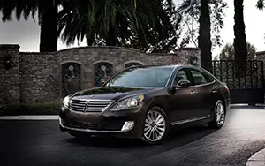   Hyundai Equus US-spec - 2014