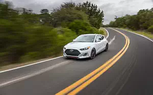   Hyundai Veloster Turbo R-Spec US-spec - 2019